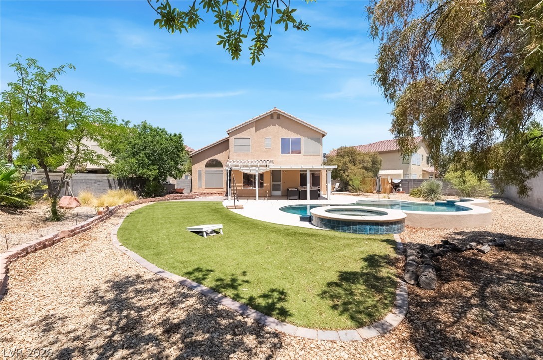 8253 Ruby Mountain Way Property Photo 4