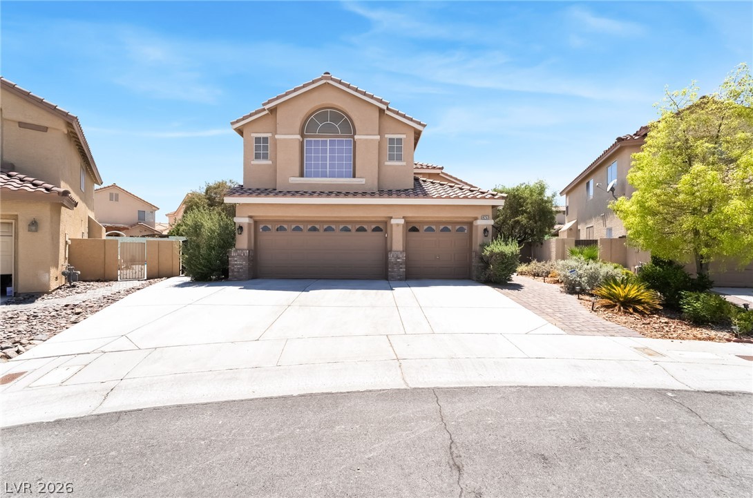 8253 Ruby Mountain Way Property Photo 7