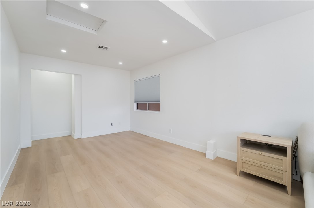8253 Ruby Mountain Way Property Photo 22