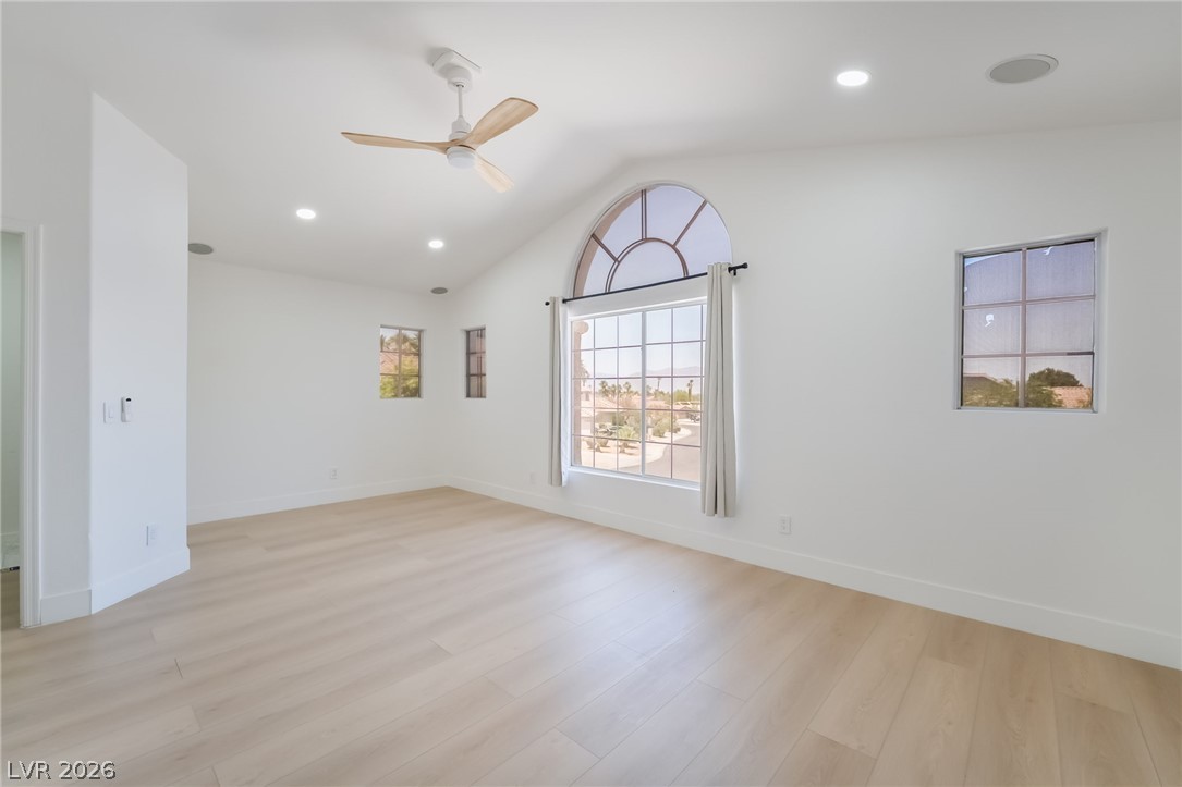 8253 Ruby Mountain Way Property Photo 32