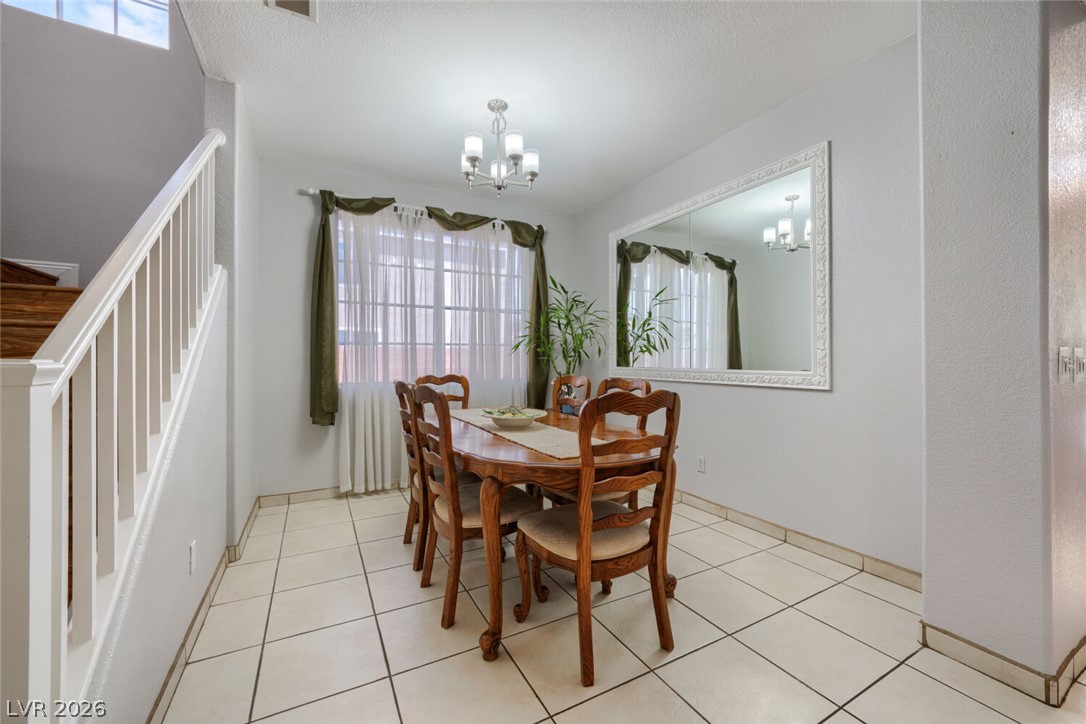 5524 Merriweather Drive Property Photo 4