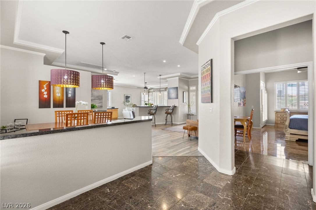 8869 Pheasant Valley Way Property Photo 4