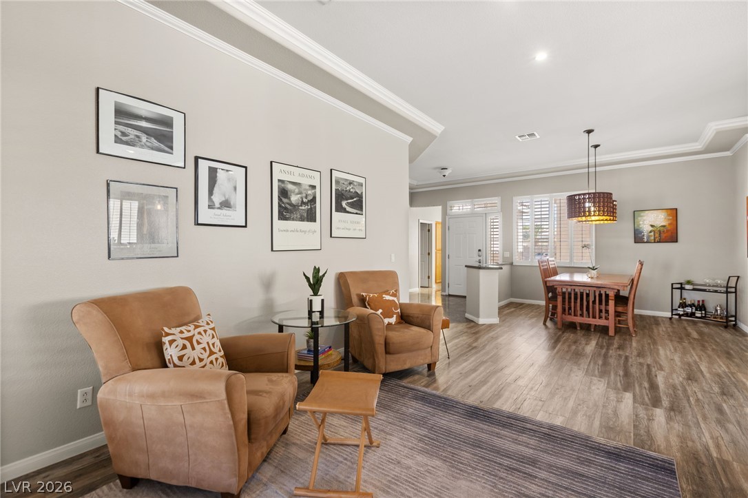 8869 Pheasant Valley Way Property Photo 8