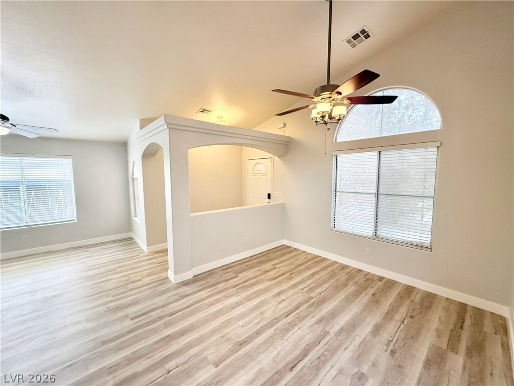 5081 North West Valero Court Property Photo 2