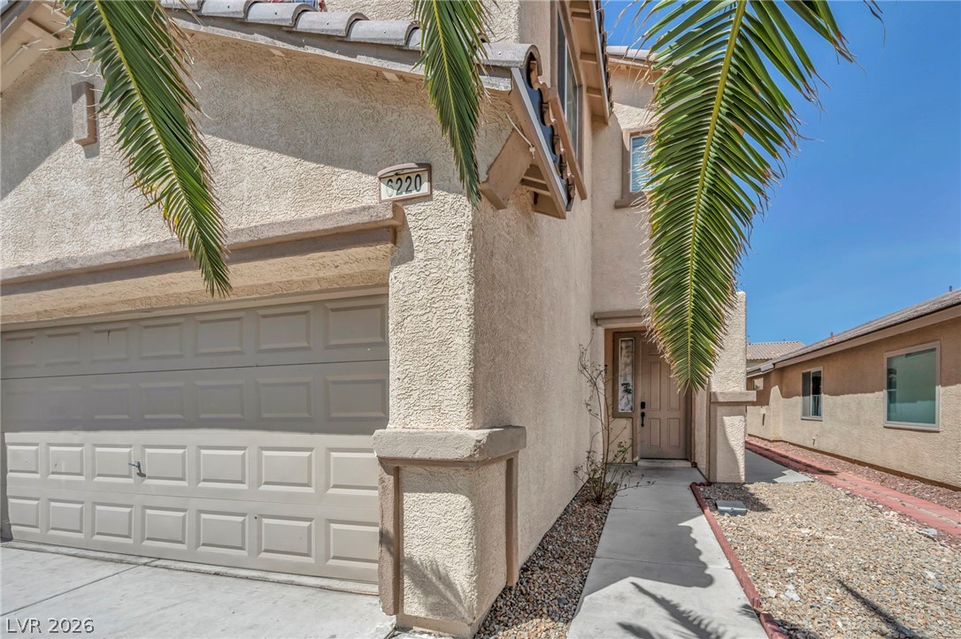 6220 Lavender Cloud Place Property Photo 5
