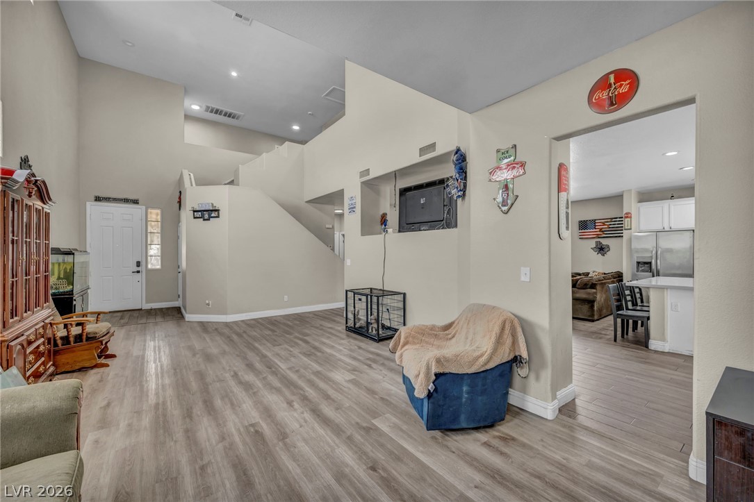 6220 Lavender Cloud Place Property Photo 8