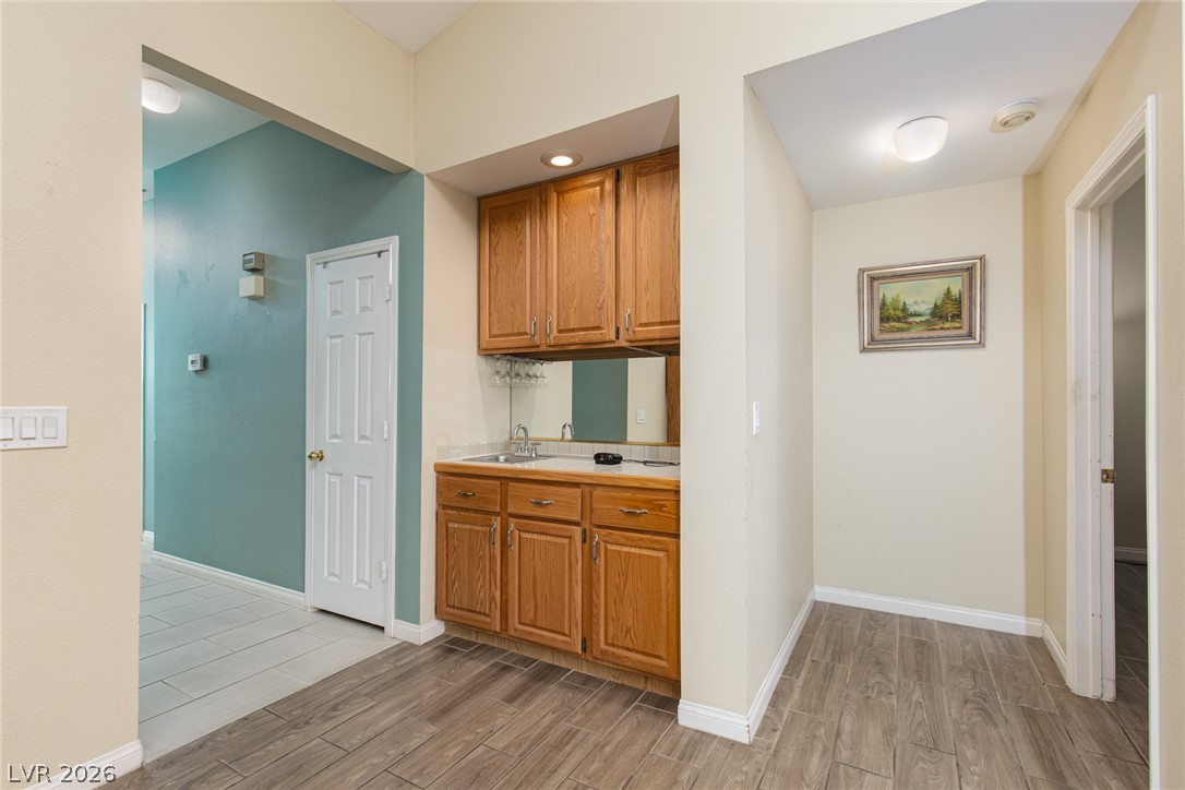 2882 Bridgepointe Drive Property Photo 17