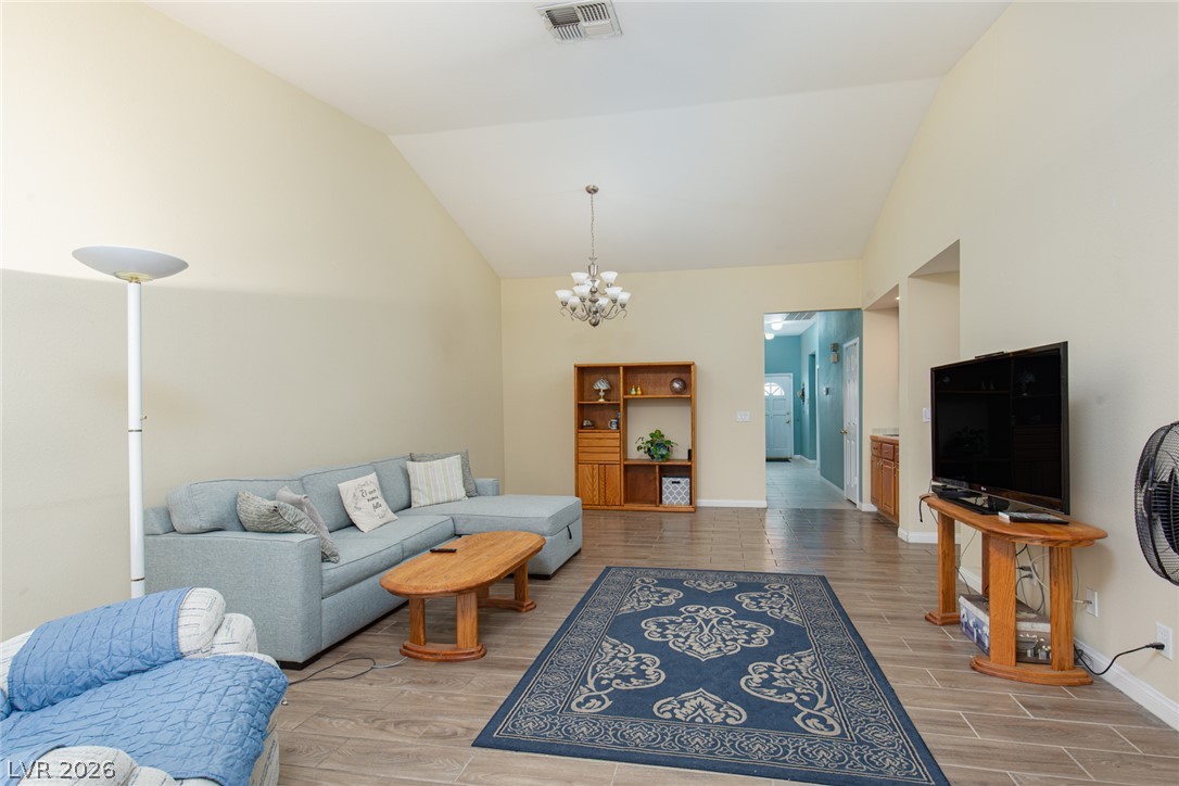 2882 Bridgepointe Drive Property Photo 18