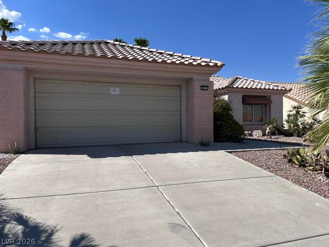 2821 Hanging Rock Drive Property Photo 1