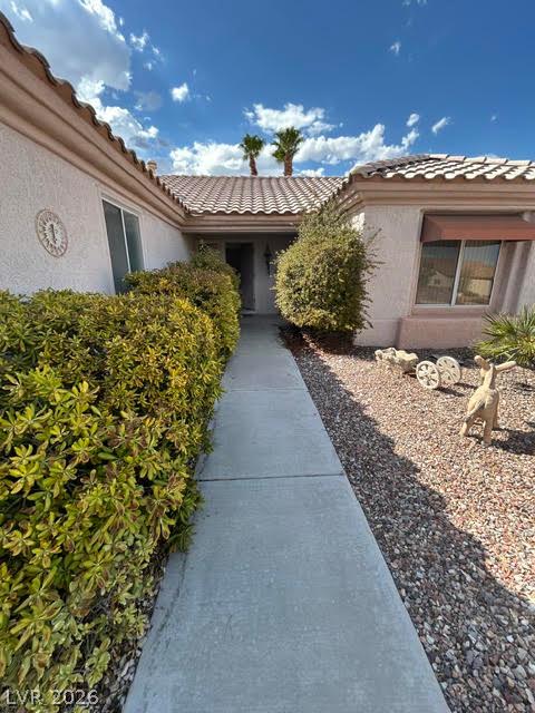 2821 Hanging Rock Drive Property Photo 2