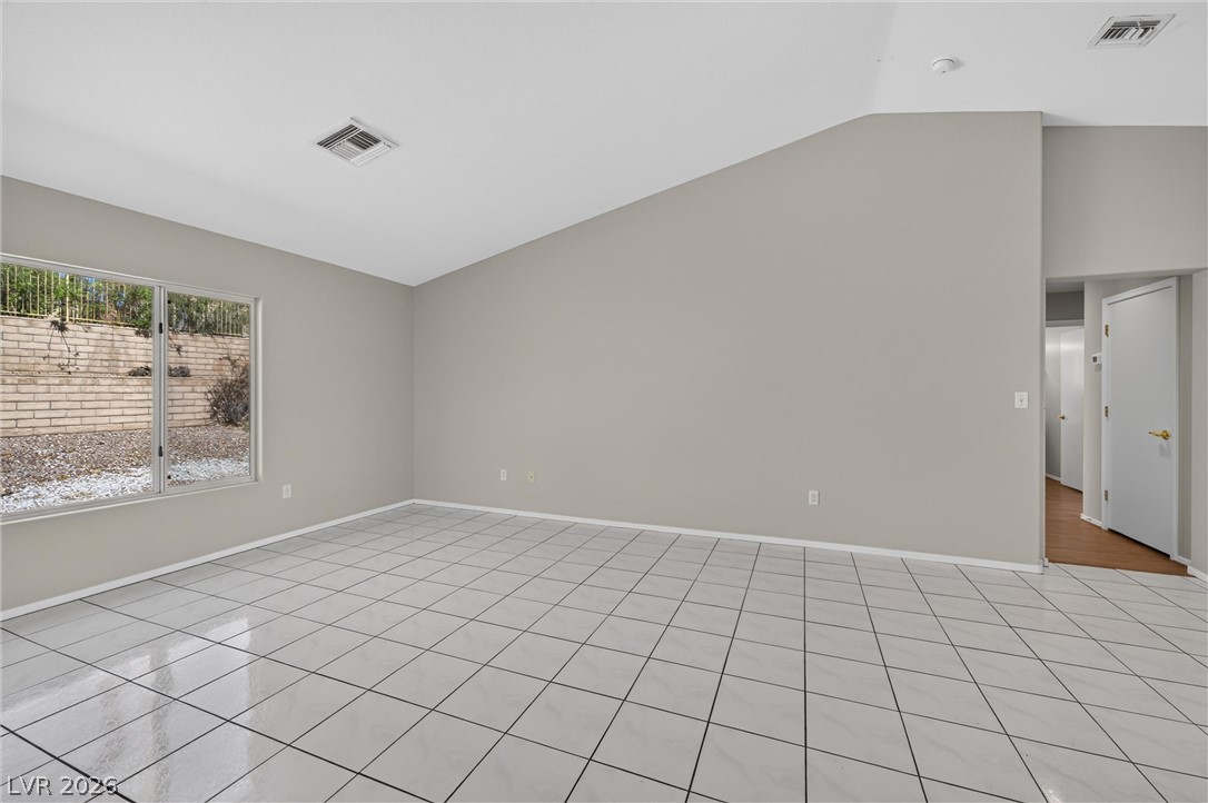 2821 Hanging Rock Drive Property Photo 10