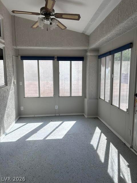 2821 Hanging Rock Drive Property Photo 17