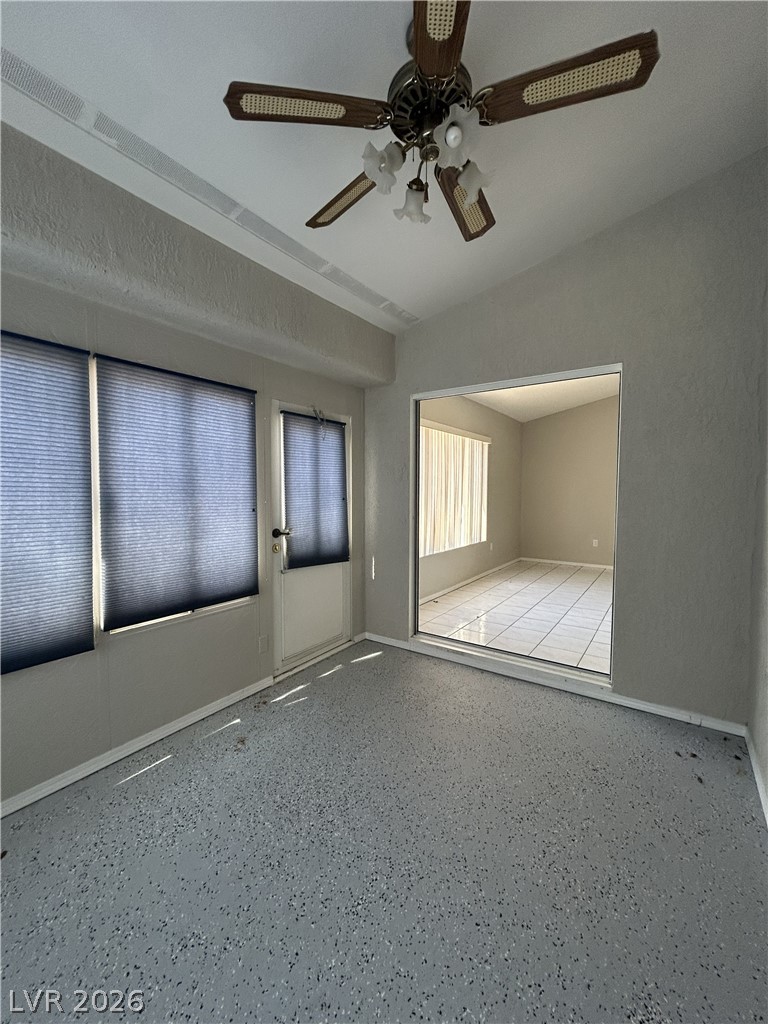 2821 Hanging Rock Drive Property Photo 18
