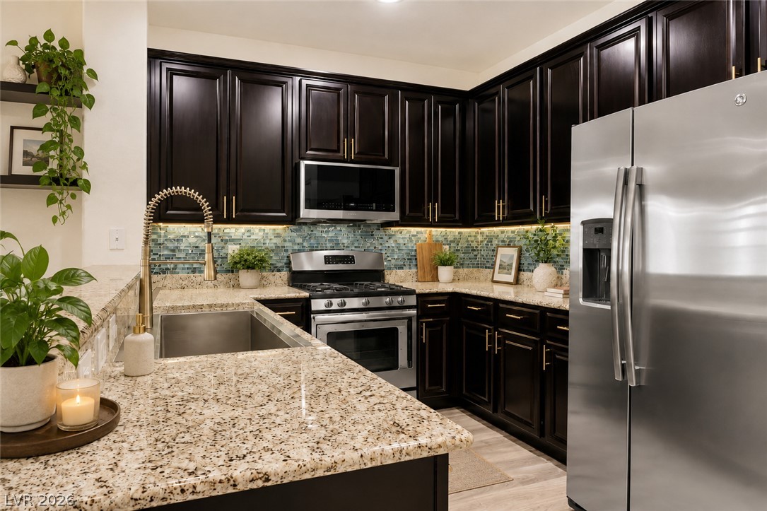 7605 Reveal Court Property Photo 4