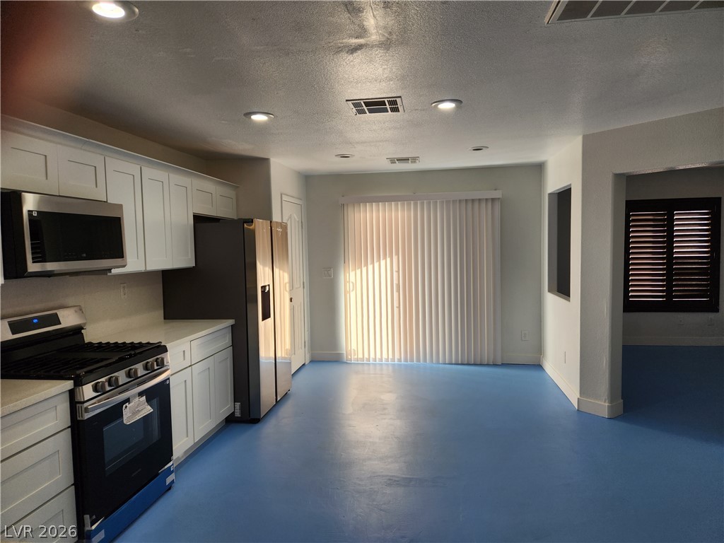 523 Redruth Drive Property Photo 2