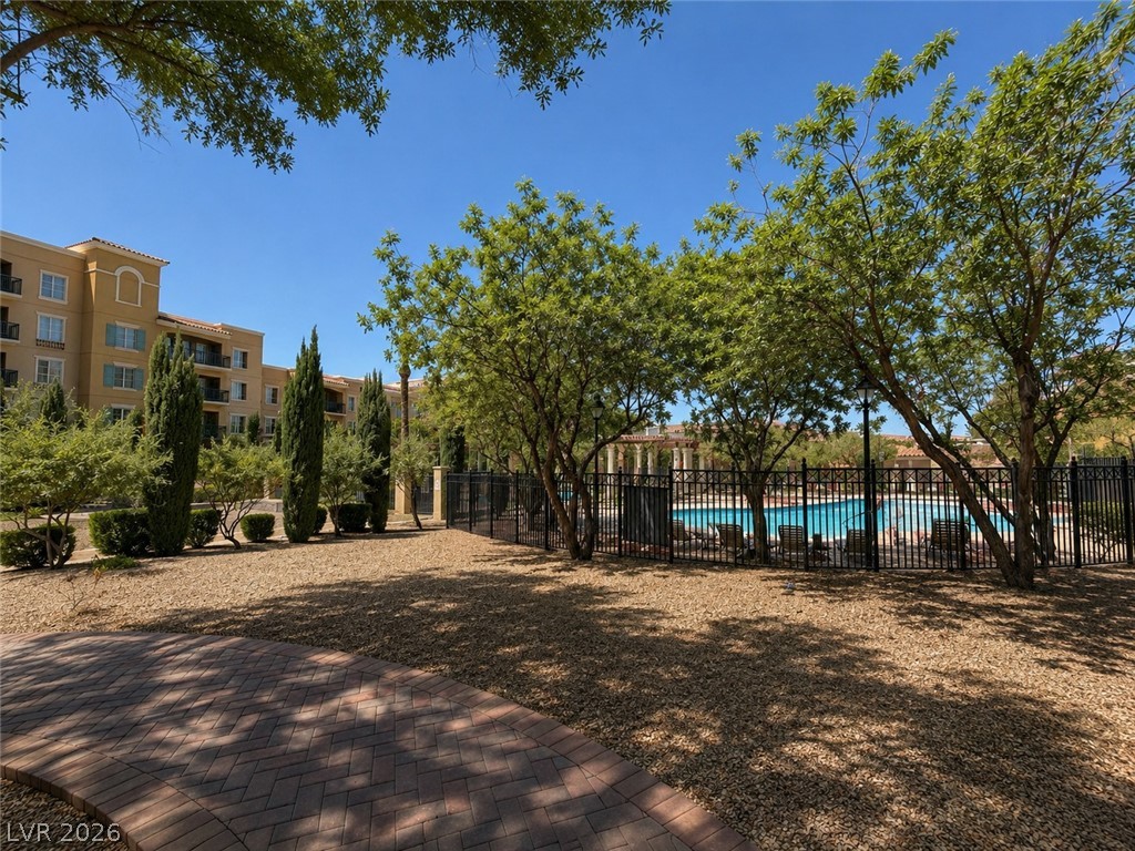 30 Strada Di Villaggio 137 Property Photo 14