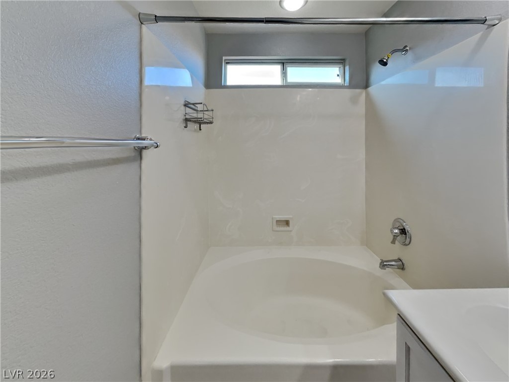 7954 Carmel Heights Avenue Property Photo 10