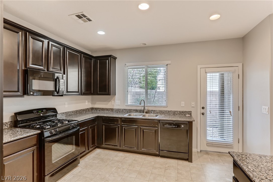 6208 Red Jamboree Court Property Photo 5