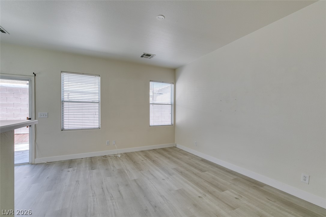 5938 Sakhalin Avenue Property Photo 4