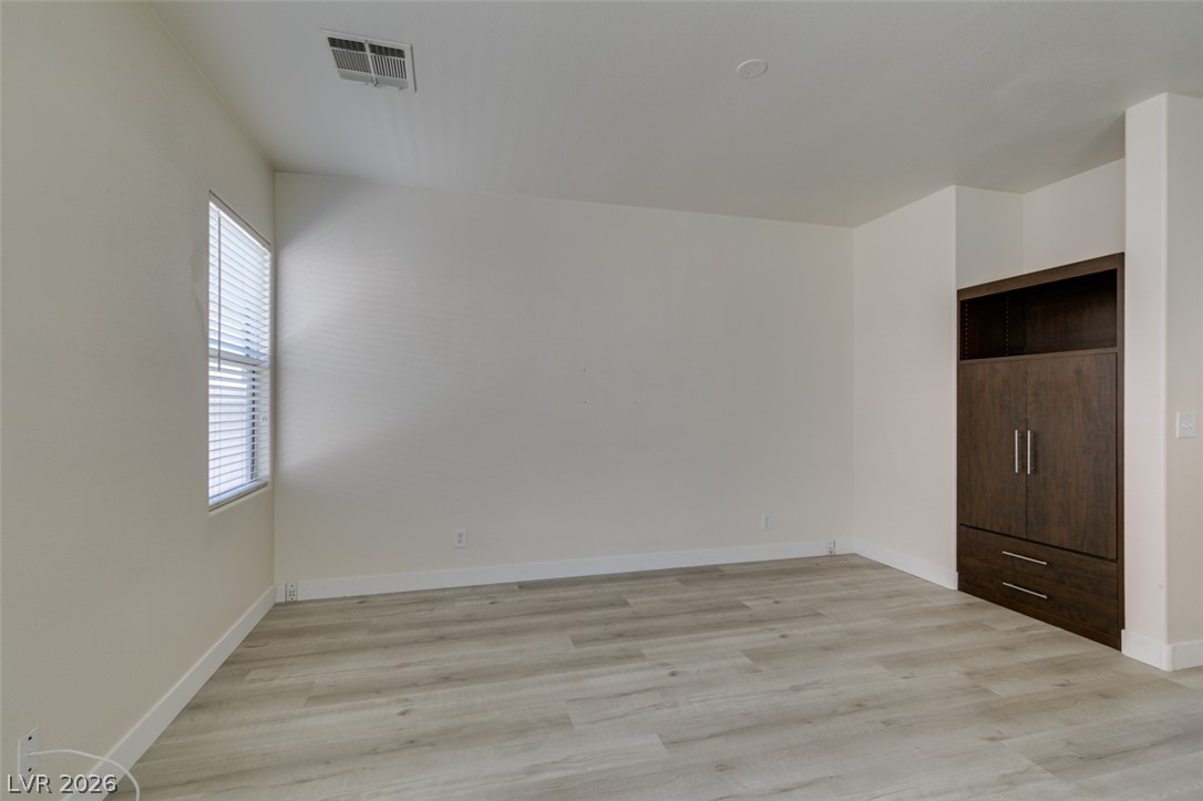 5938 Sakhalin Avenue Property Photo 6