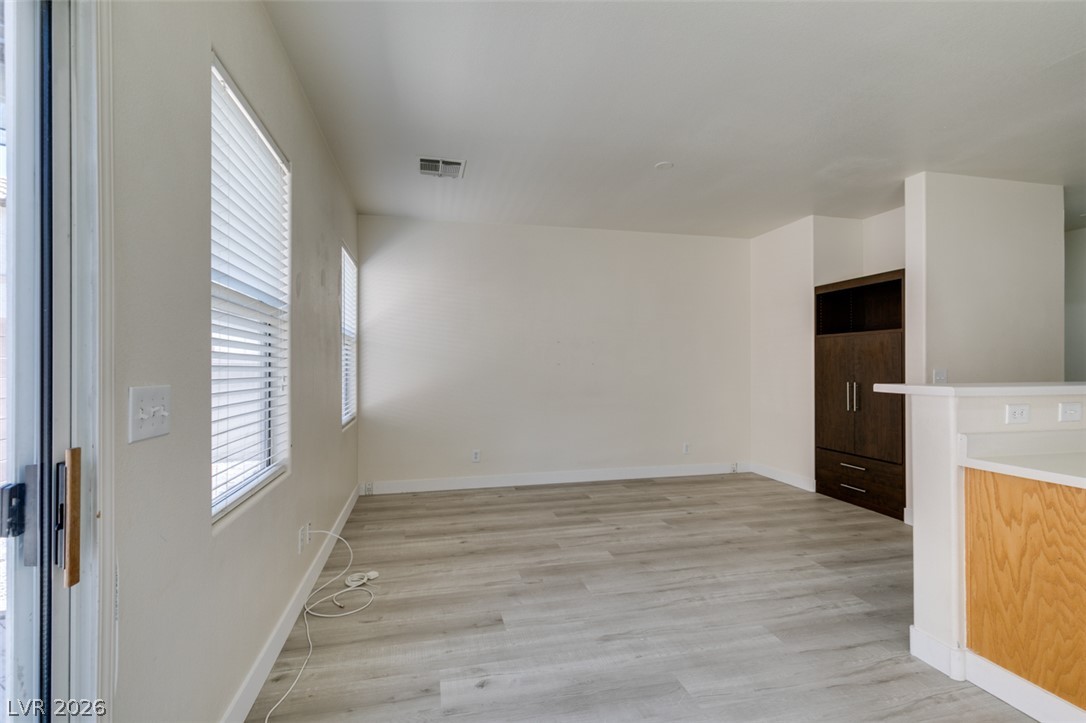 5938 Sakhalin Avenue Property Photo 15