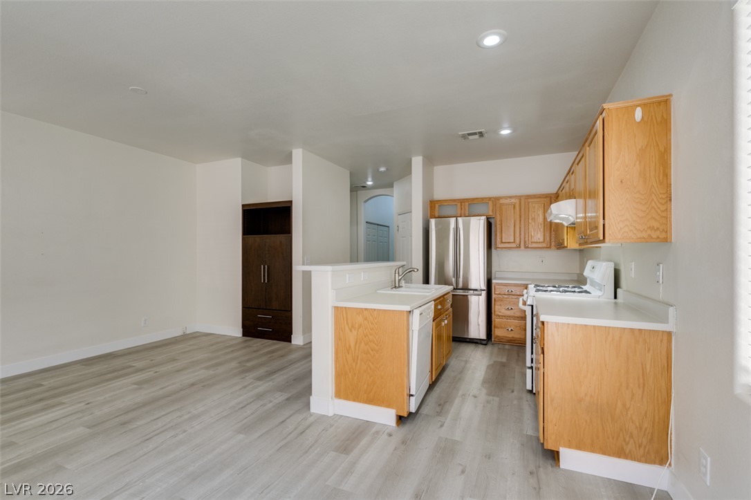 5938 Sakhalin Avenue Property Photo 16