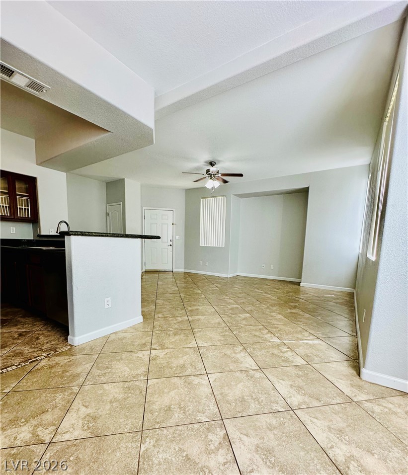 10217 King Henry Avenue 103 Property Photo 3