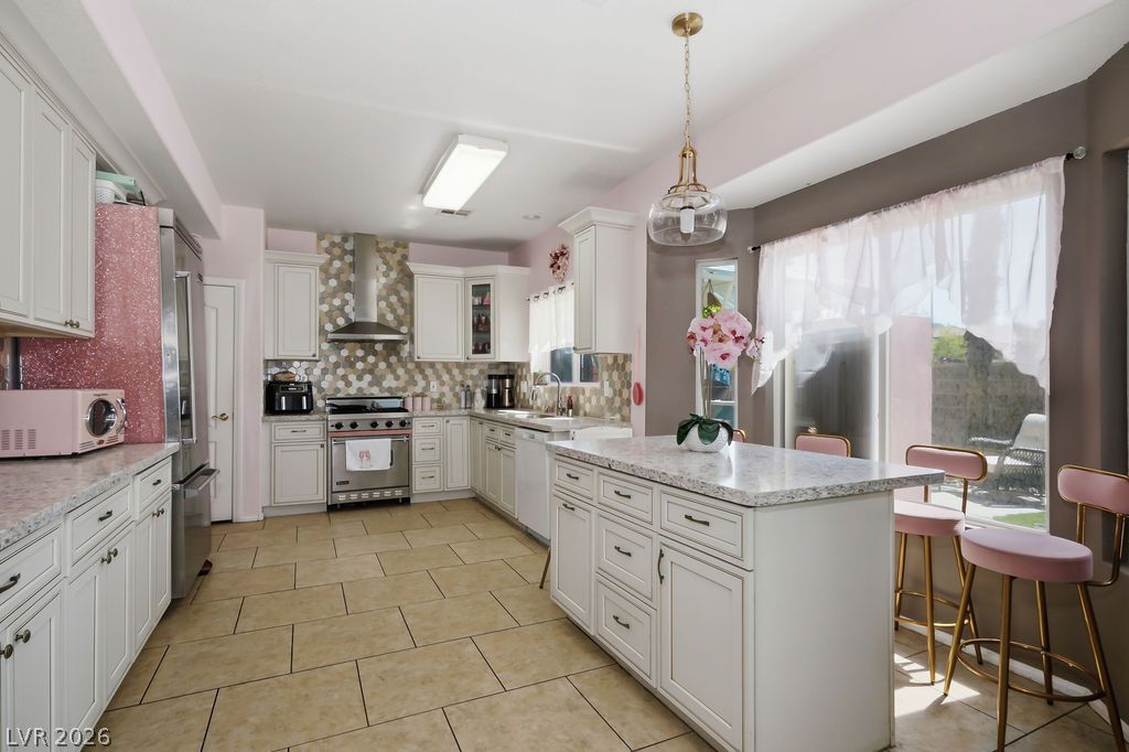 200 Oella Ridge Court Property Photo 4