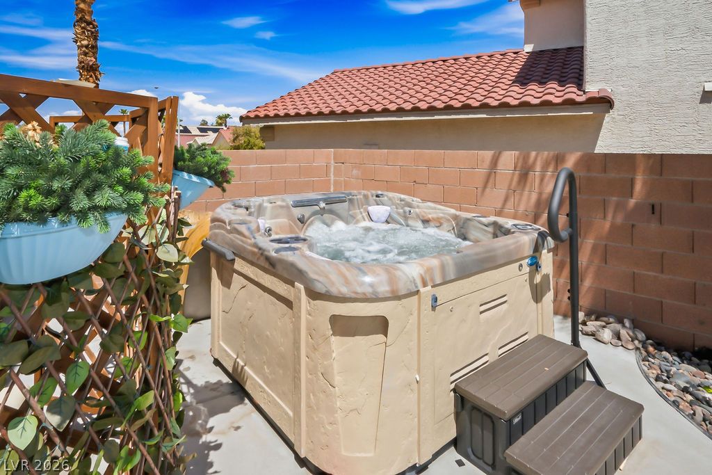 200 Oella Ridge Court Property Photo 34