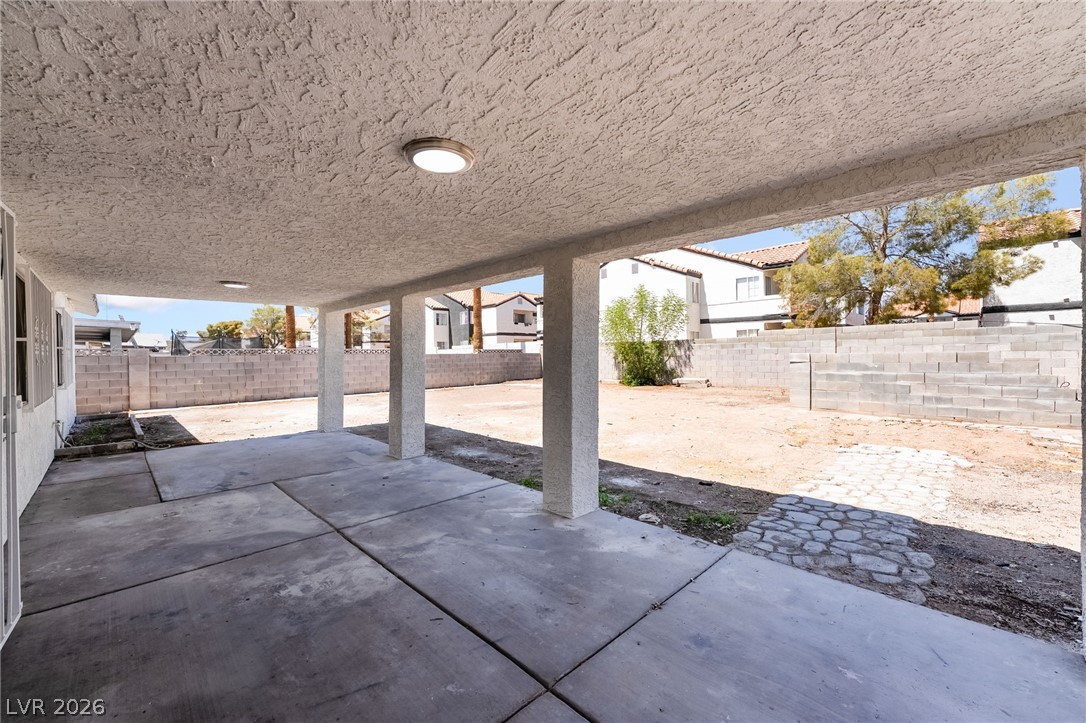 3926 Arizona Avenue Property Photo 23