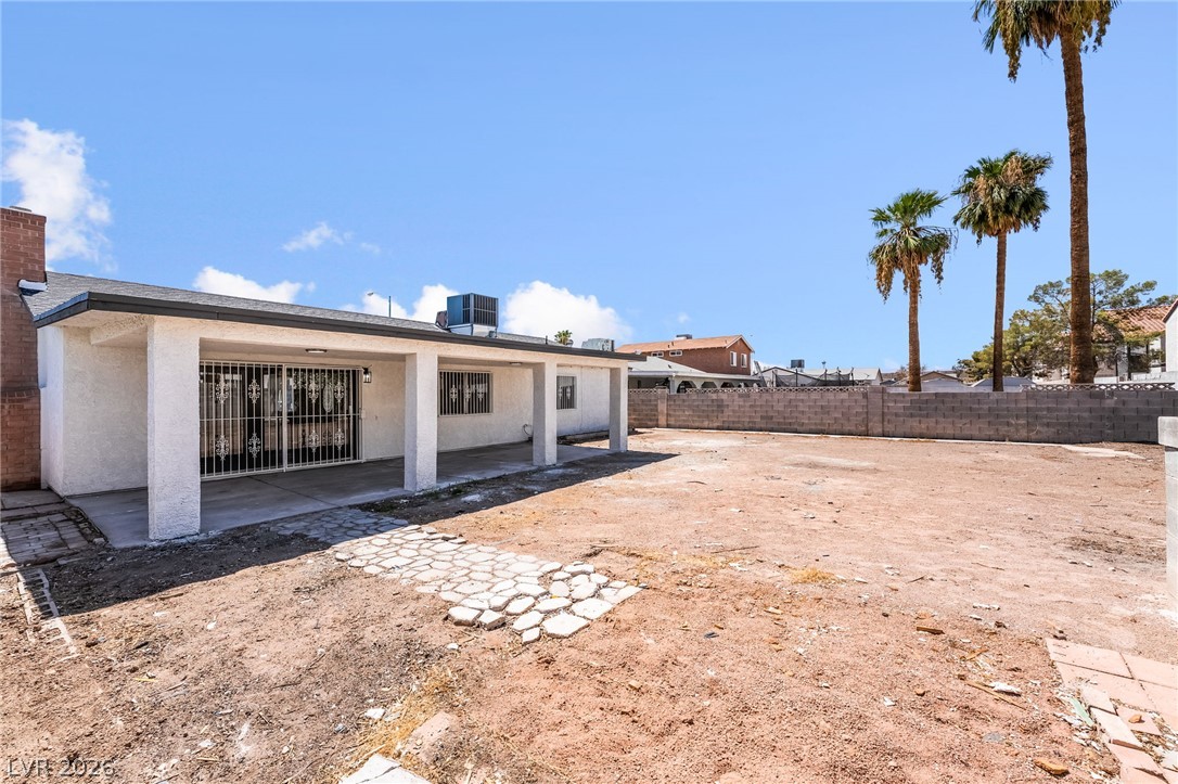3926 Arizona Avenue Property Photo 25