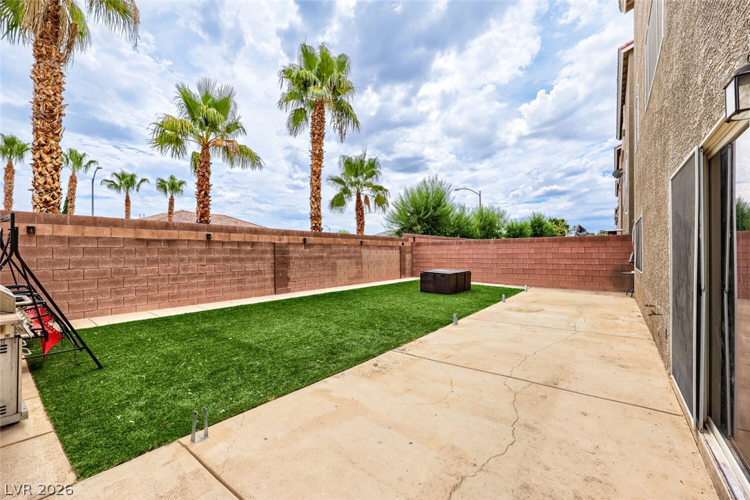 8200 Duncan Peak Court Property Photo 48