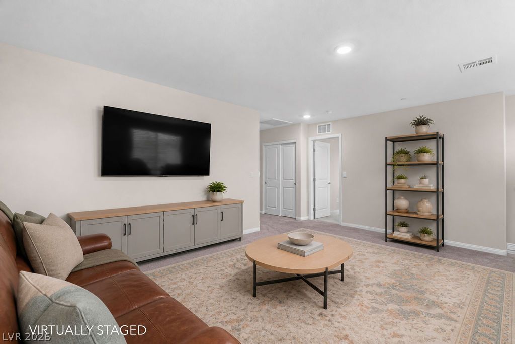 383 Winter Dove Avenue Property Photo 14