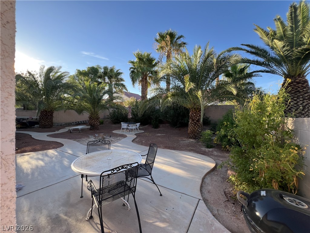 2610 Moon Wave Avenue Property Photo 14