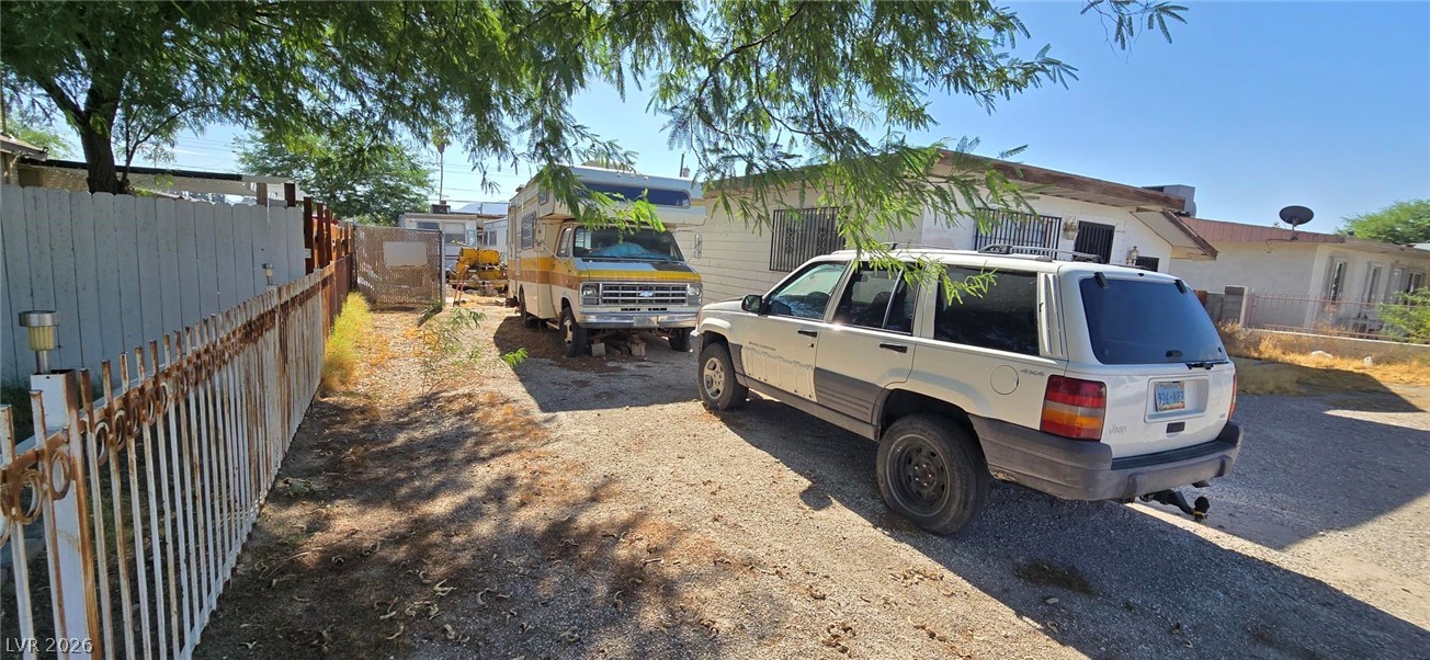 2320 North Crawford Street Property Photo 5