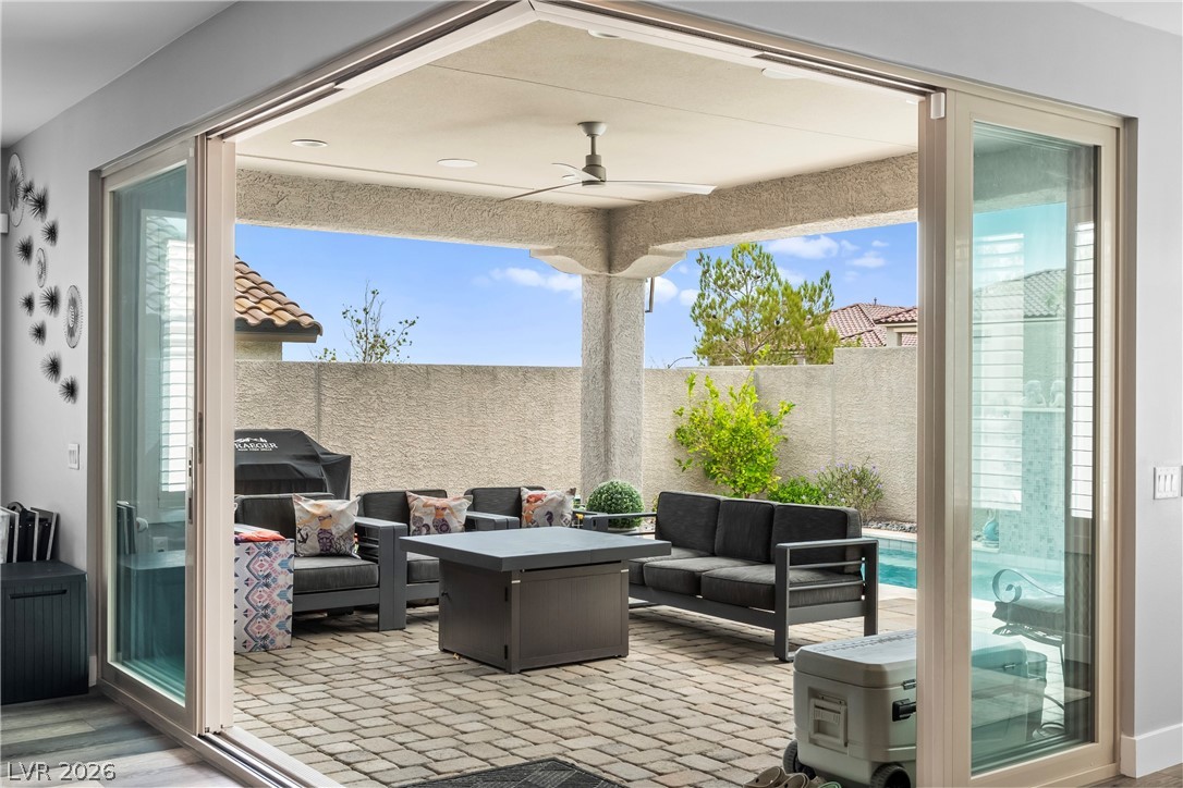 10587 Skye Paseo Avenue Property Photo 13