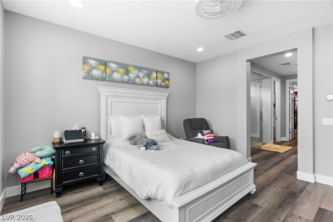 10587 Skye Paseo Avenue Property Photo 17