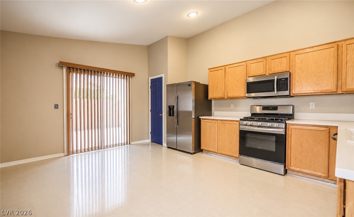 2837 Shayla Bay Avenue Property Photo 4