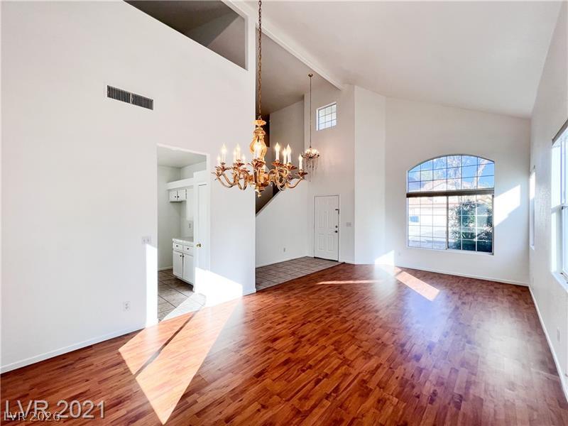 3553 Lazy Sun Lane Property Photo 6