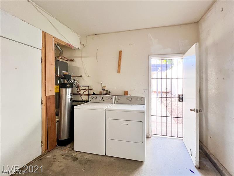 3553 Lazy Sun Lane Property Photo 33