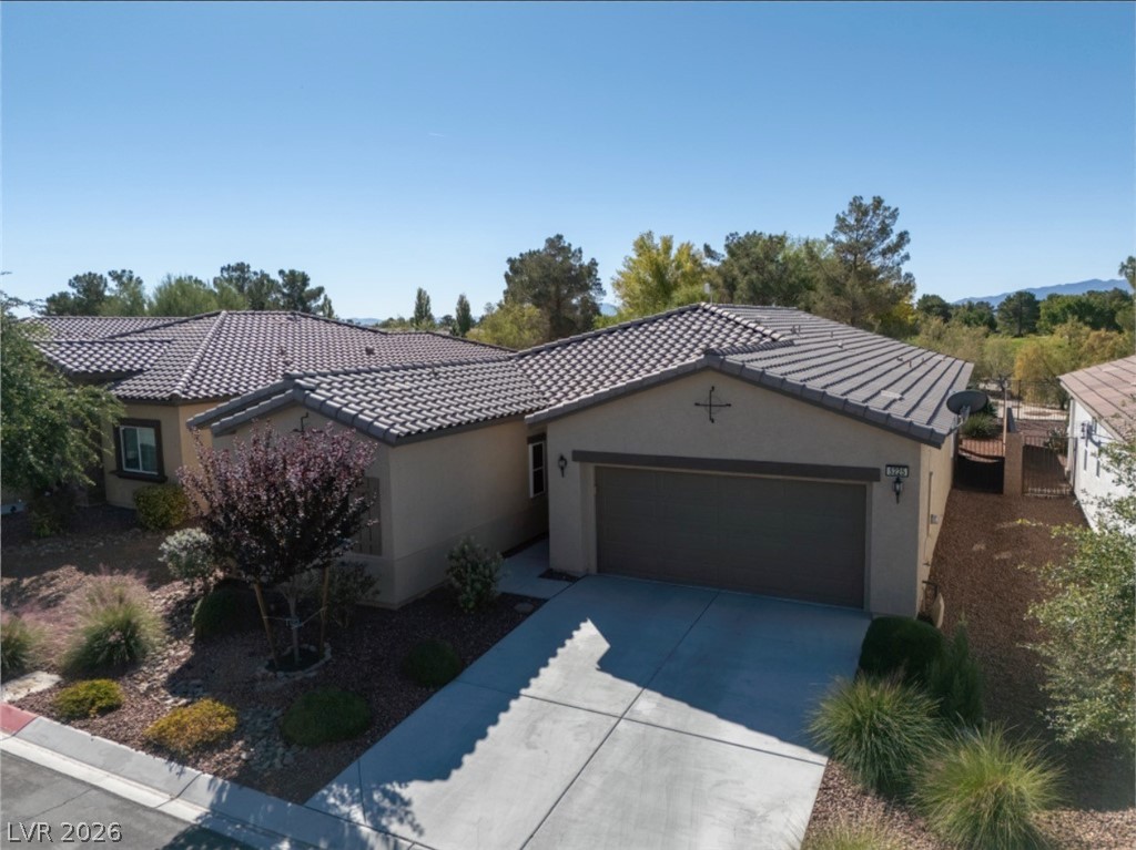 5225 Lilia Avenue Property Photo 4