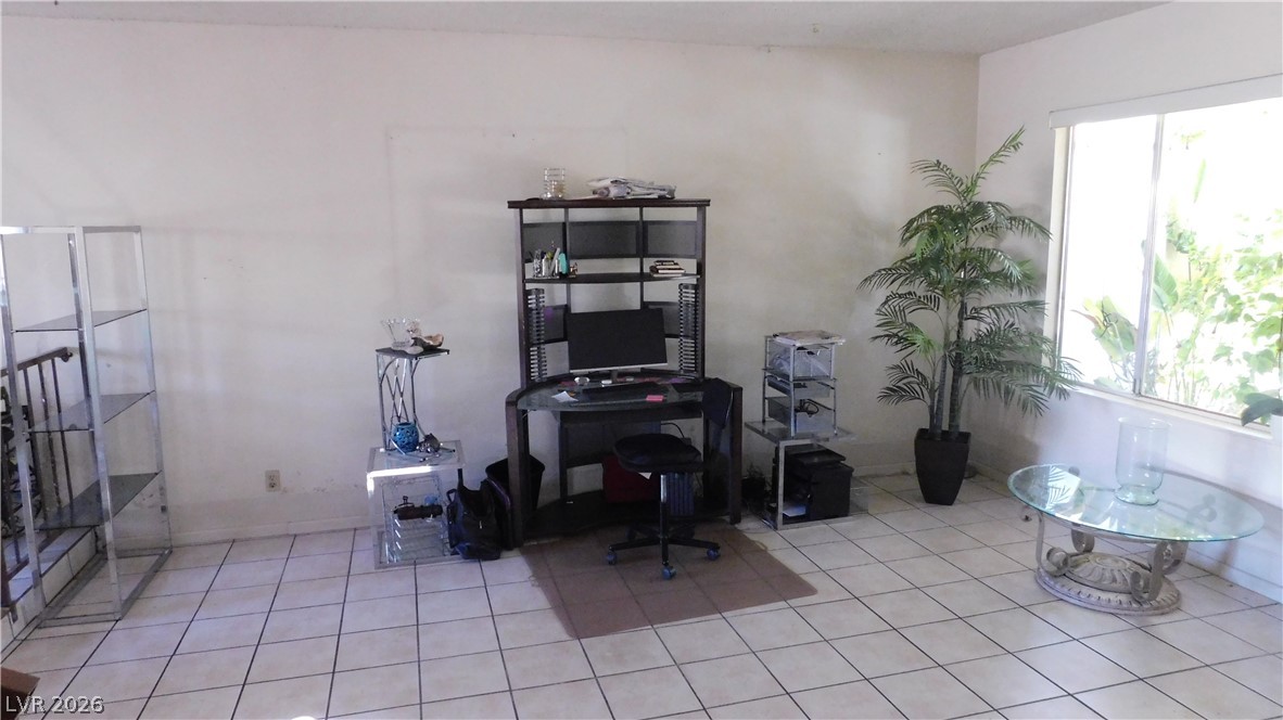 6600 Pickford Lane Property Photo 3