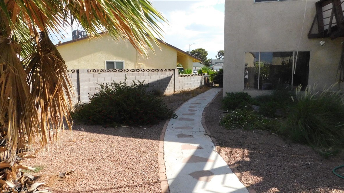 6600 Pickford Lane Property Photo 23