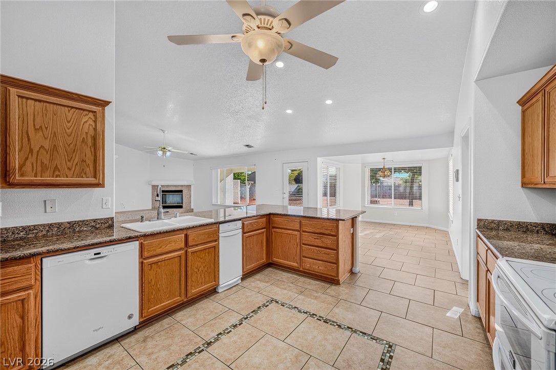 5241 Graystone Drive Property Photo 16