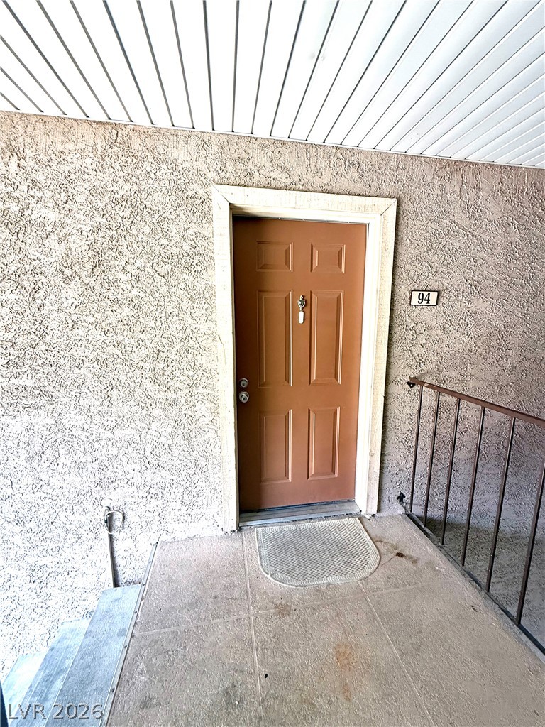 5041 River Glen Drive 94 Property Photo 2