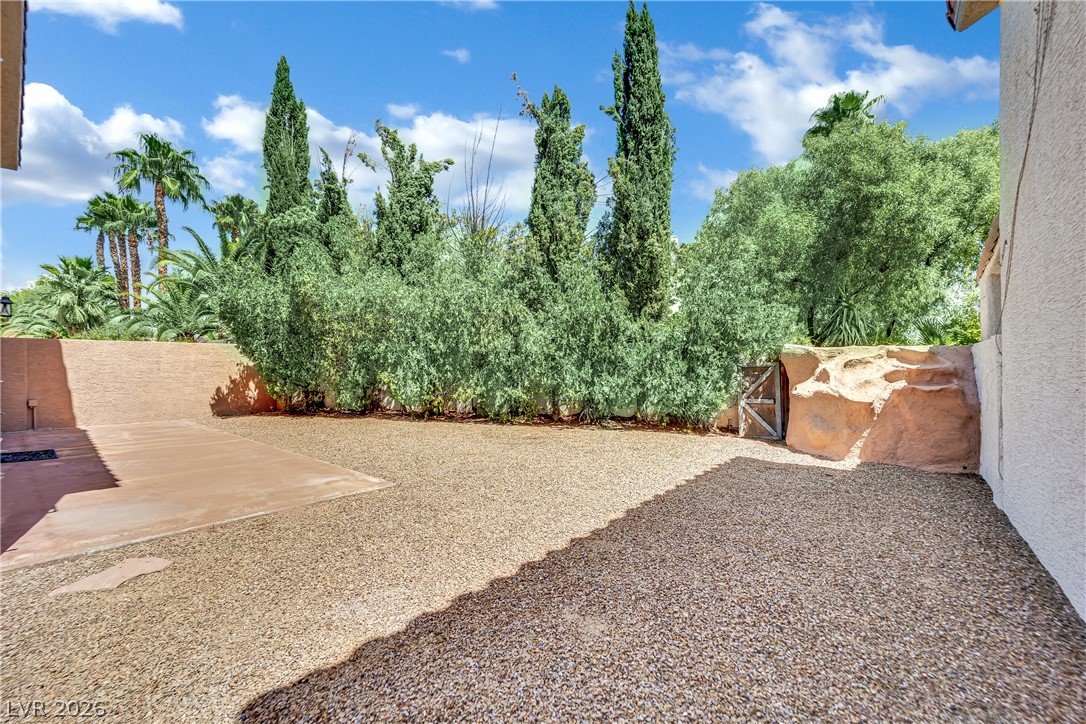 1220 Triumph Court Property Photo 29