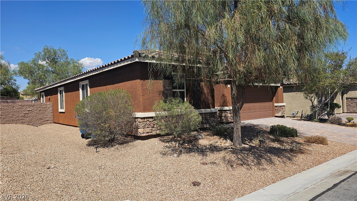 11211 Carlin Farms Street Property Photo 2