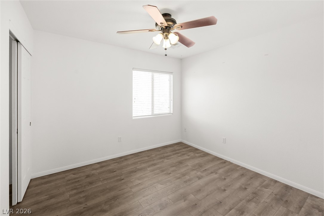 10883 Hawthorne Berry Street Property Photo 14