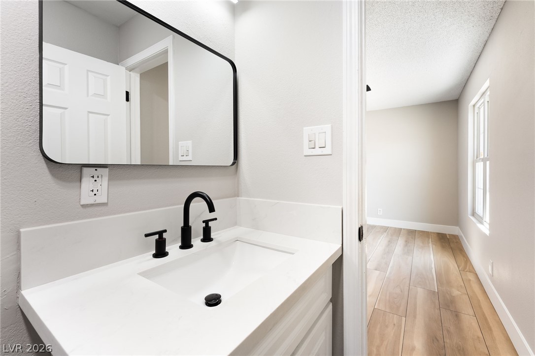 6504 Dinning Avenue Property Photo 14