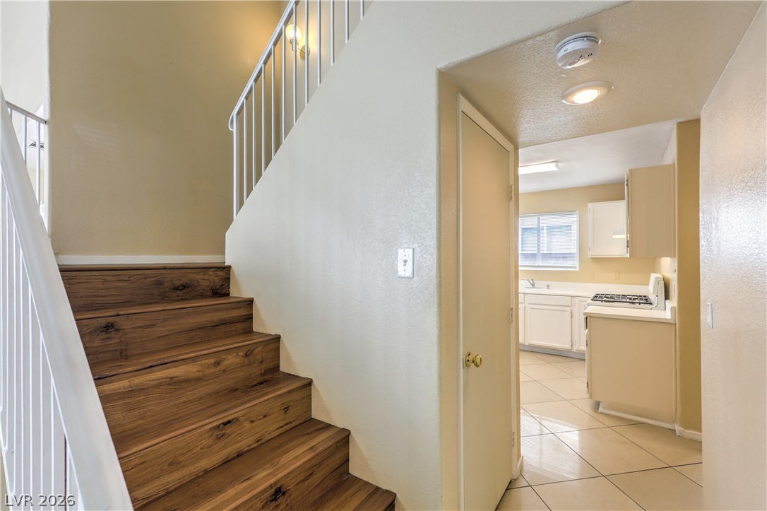 3921 Sir Payne Court Property Photo 19